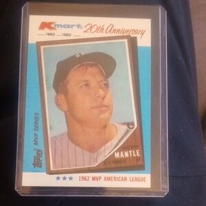 Topps MVP Series Baseball Card with Blue and White